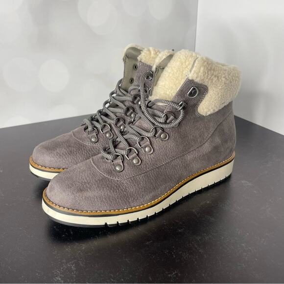 White Mountain Cozy Bootie Women’s Light Gray Pebble Grain Fabric Sz 8.5 - Picture 2 of 7